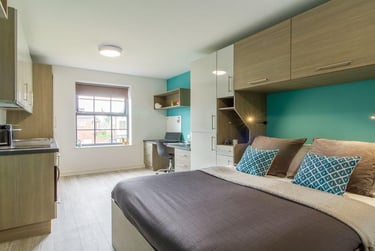 1 bed studio, Gilesgate, City Centre, Durham, DH11JA - Image 1